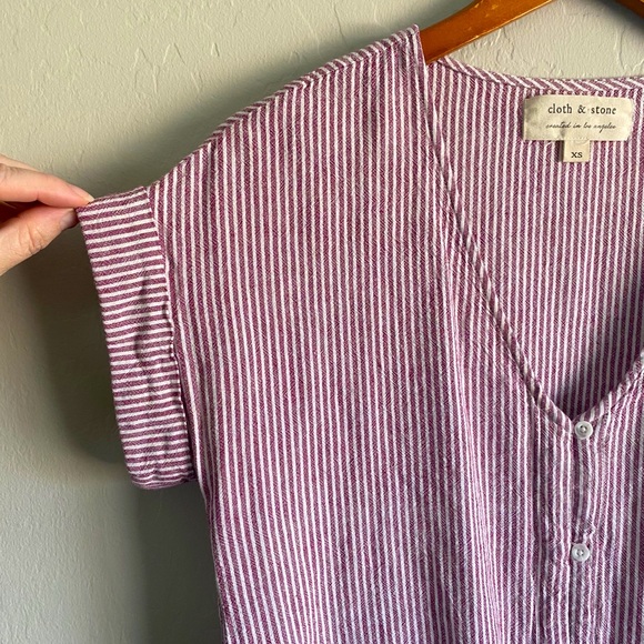 Cloth & Stone Tee - Picture 2 of 4